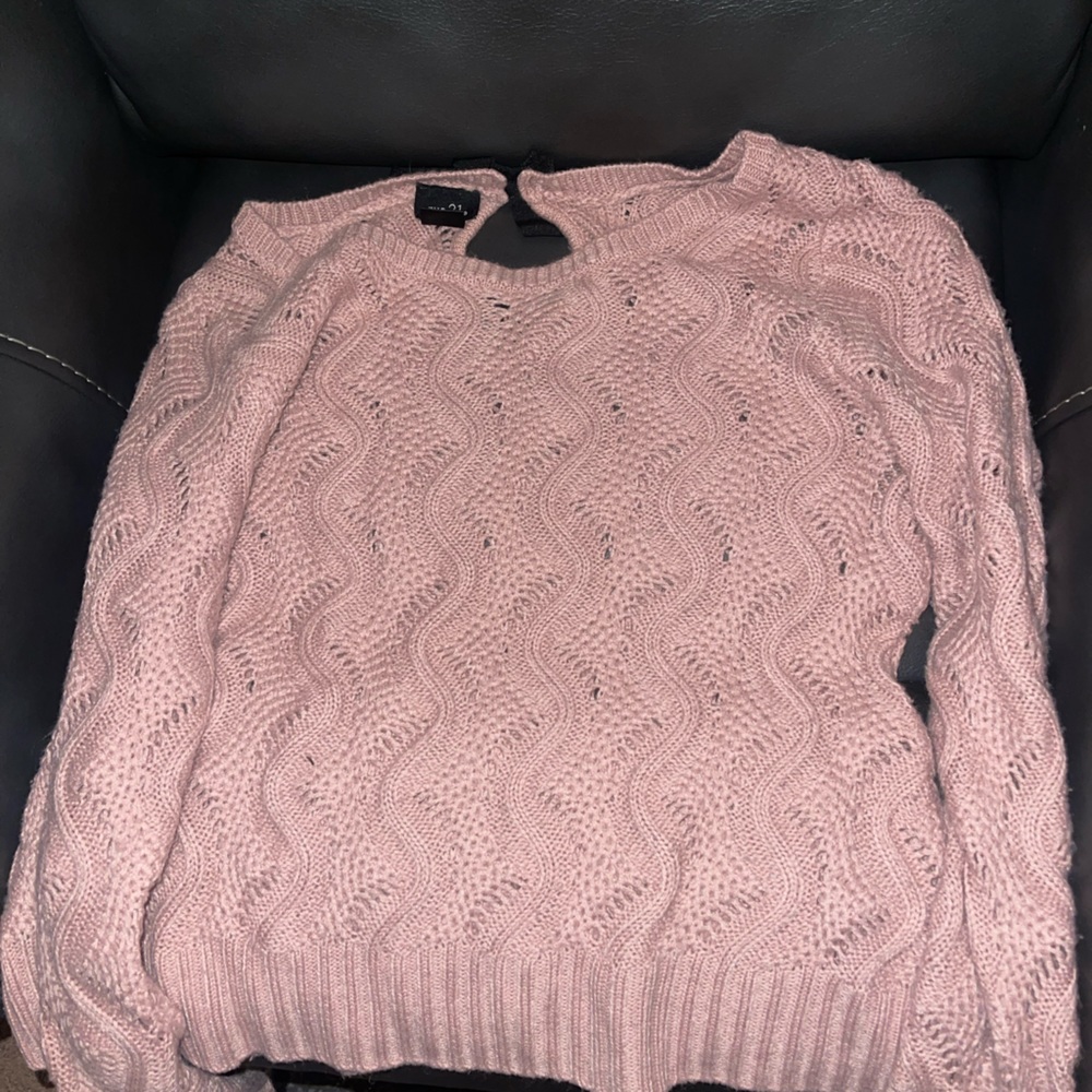 Rue21 Bow Back Blush Sweater